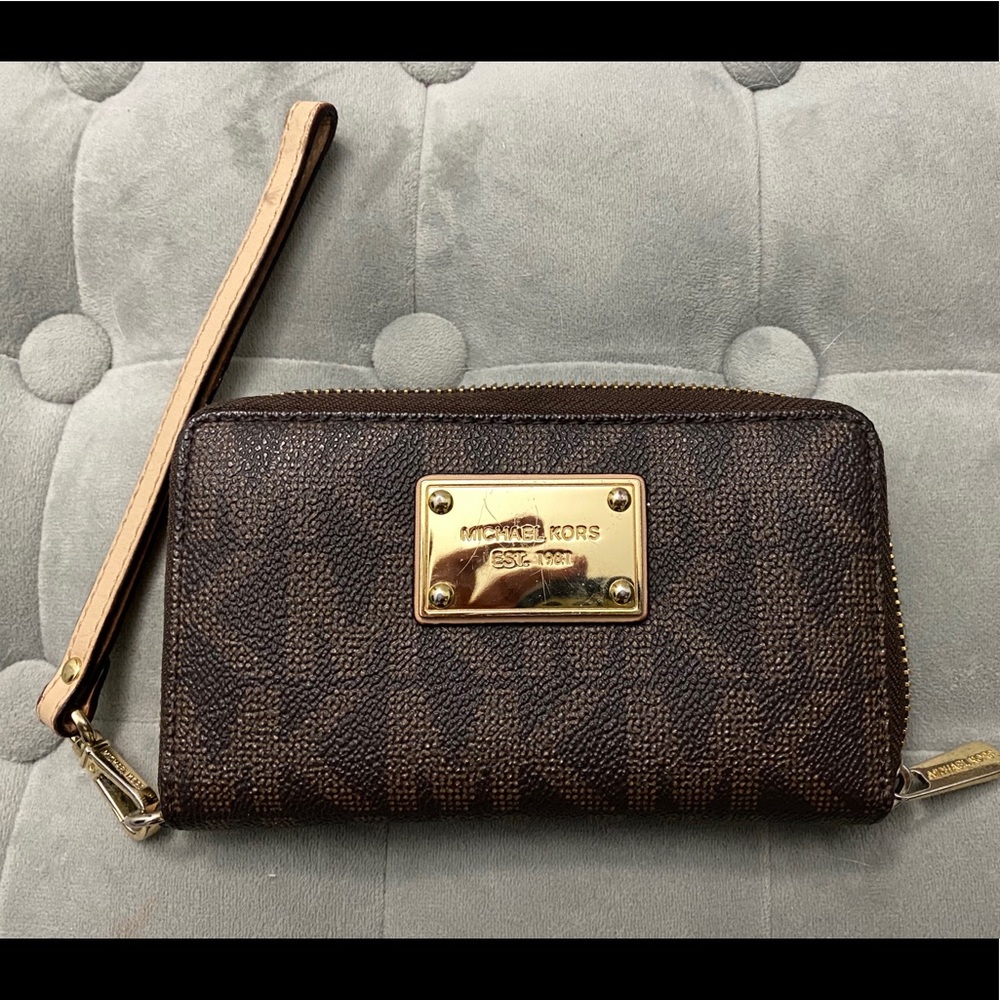 Authentic Michael Kors wallet, used
